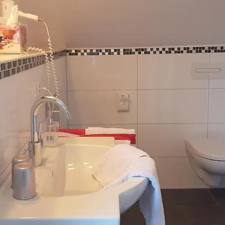 Szálloda Am Kurpark Bad Neuenahr-Ahrweiler