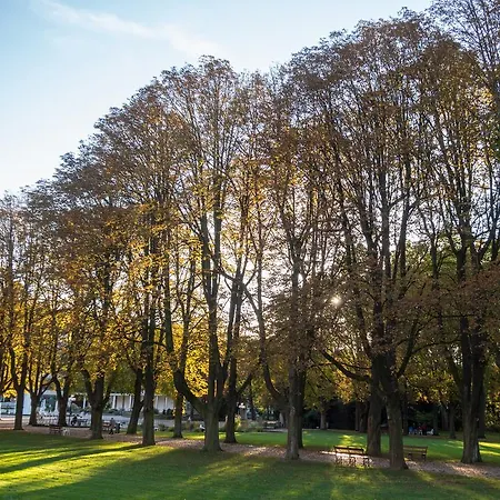 Otel Am Kurpark 3*