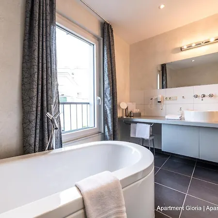 Szálloda Am Kurpark Bad Neuenahr-Ahrweiler