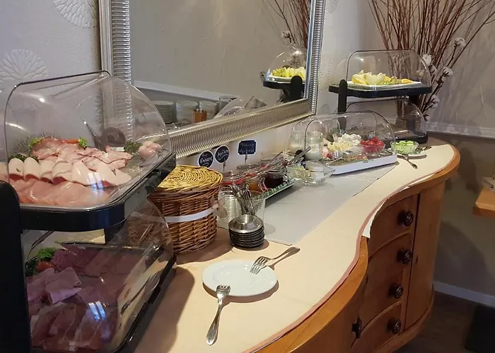 ホテル Am Kurpark 3*