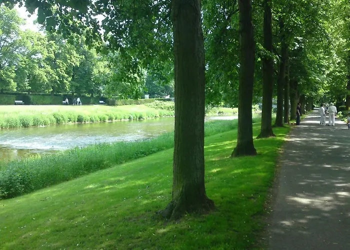 ホテル Am Kurpark 3*